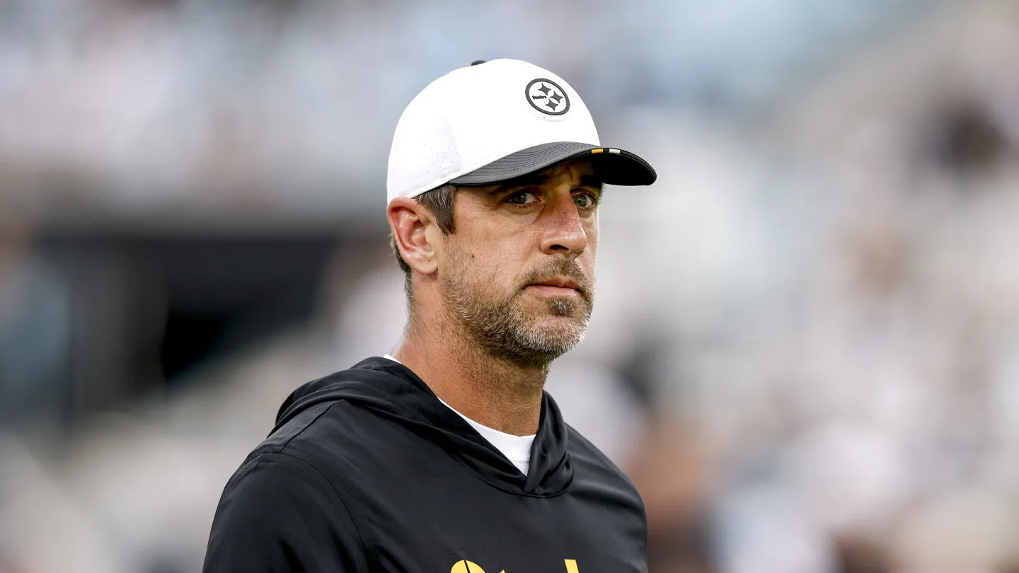 Aaron Rodgers Bonds with Estranged Parents and Brother in New Photos After Years-Long Rift - People.com