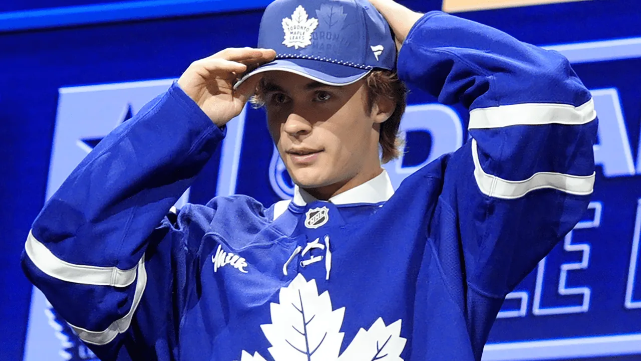Toronto Maple Leafs’ McKenna open to giving up jersey number for Bobrovsky