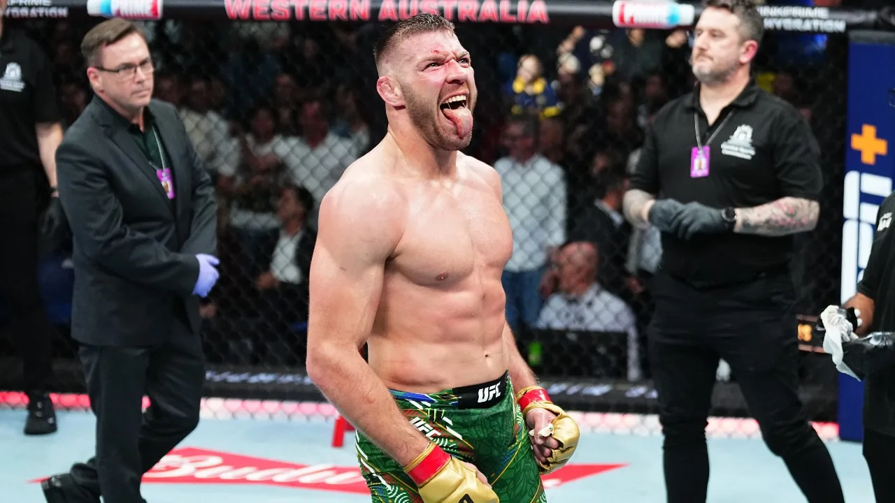 Du Plessis Dominates Usman at UFC Oklahoma City