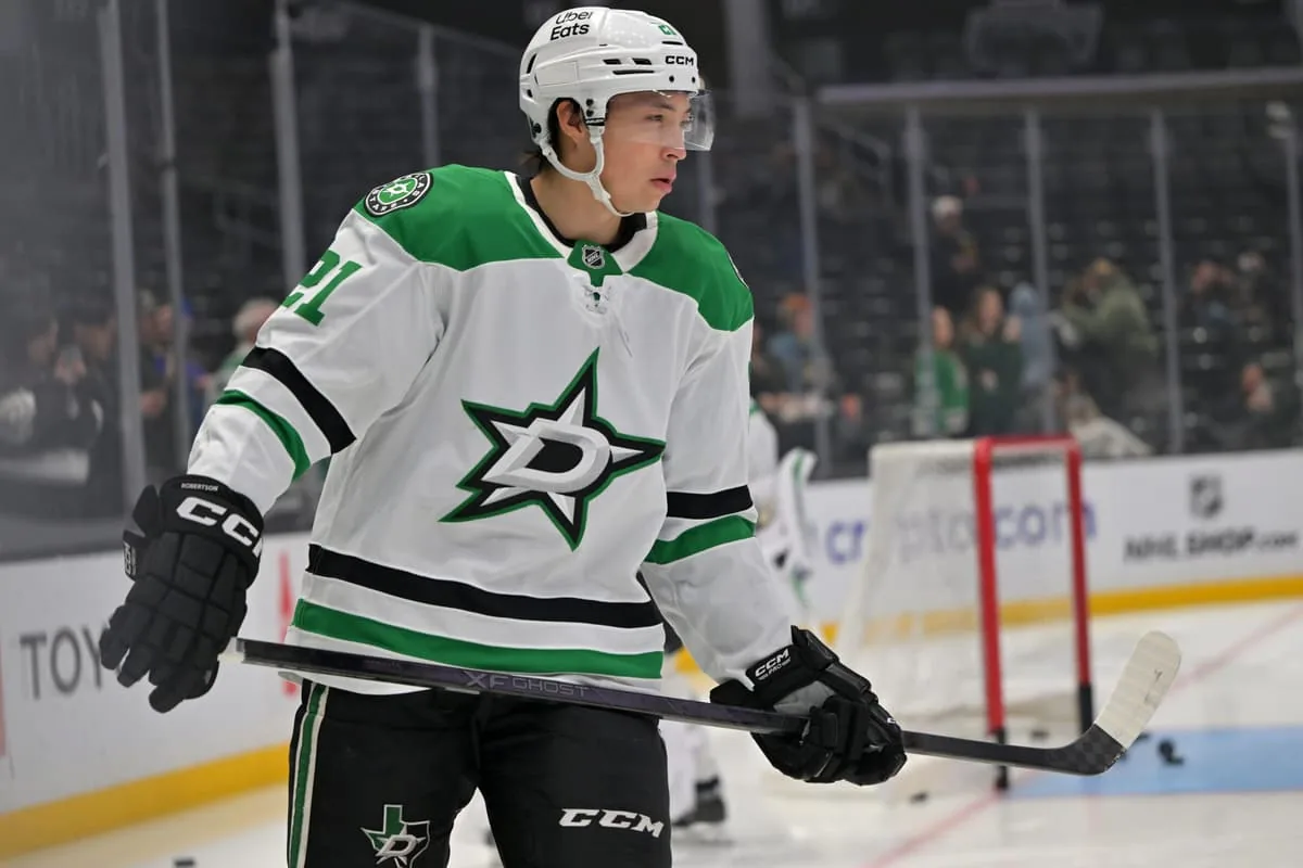 Stars GM says signing Jason Robertson to long-term deal remains goal