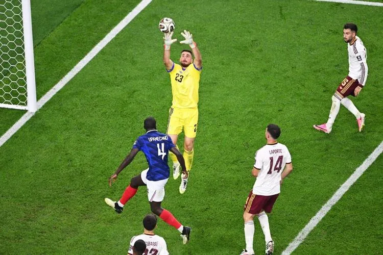 Spain and goalkeeper Unai Simón post another shutout to reach the World Cup final